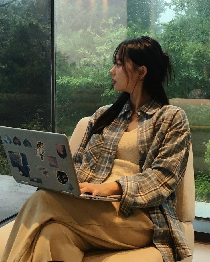 Kẹt lại ở năm cũ vì công việc quá chán- Ảnh 4.