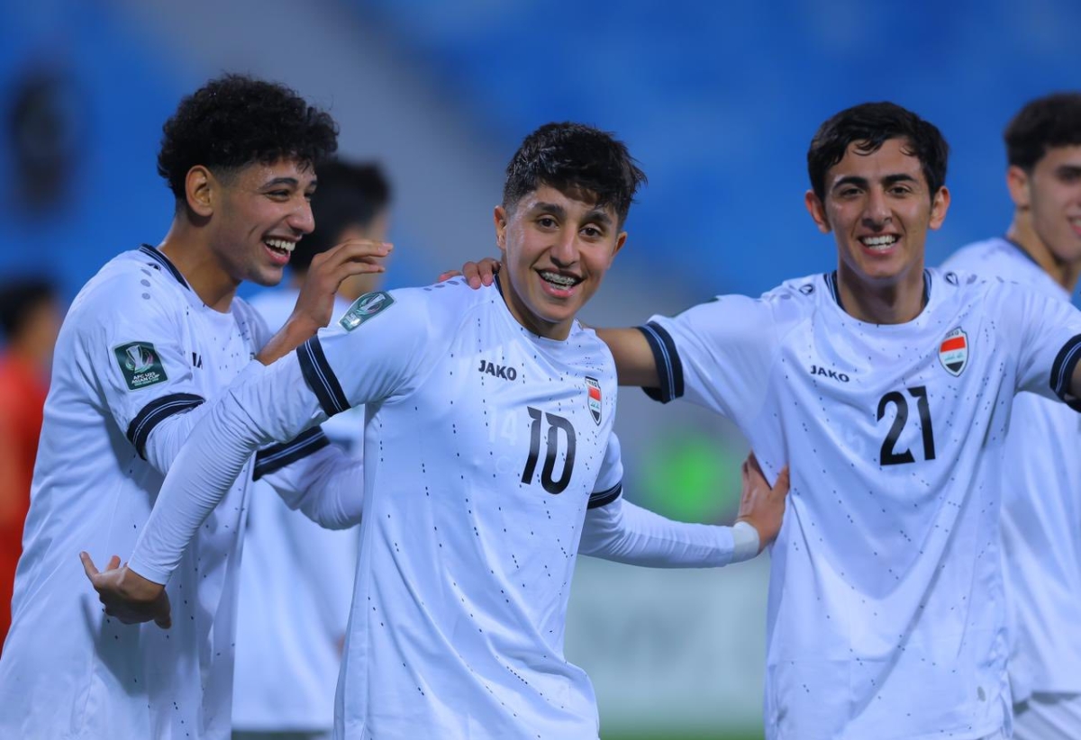 Tiền vệ Iraq Amoori Faisal (số 10) mừng bàn mở tỷ số ở phút 27 trong trận hòa Thái Lan 1-1 ở lượt hai bảng D U23 châu Á 2026, trên sân Prince Faisal bin Fahd ở Riyadh, Arab Saudi ngày 11/1/2026. Ảnh: IFA