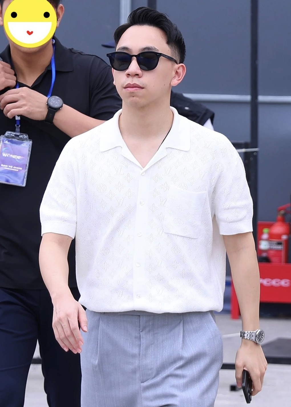 Khen cho thiếu gia Minh Hoàng - chồng Á hậu Phương Nhi!- Ảnh 3. Khen cho thiếu gia Minh Hoàng - chồng Á hậu Phương Nhi!- Ảnh 3.