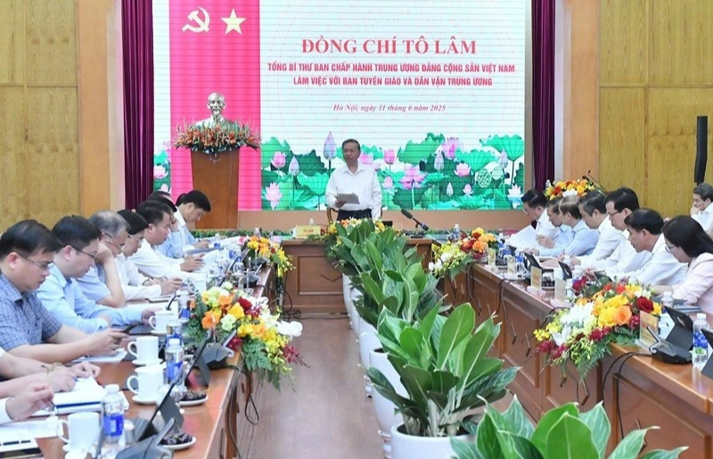 Khơi dậy tinh thần yêu nước trong Đại hội Đảng: Thắng lợi mục tiêu chiến lược mới - Ảnh 2.