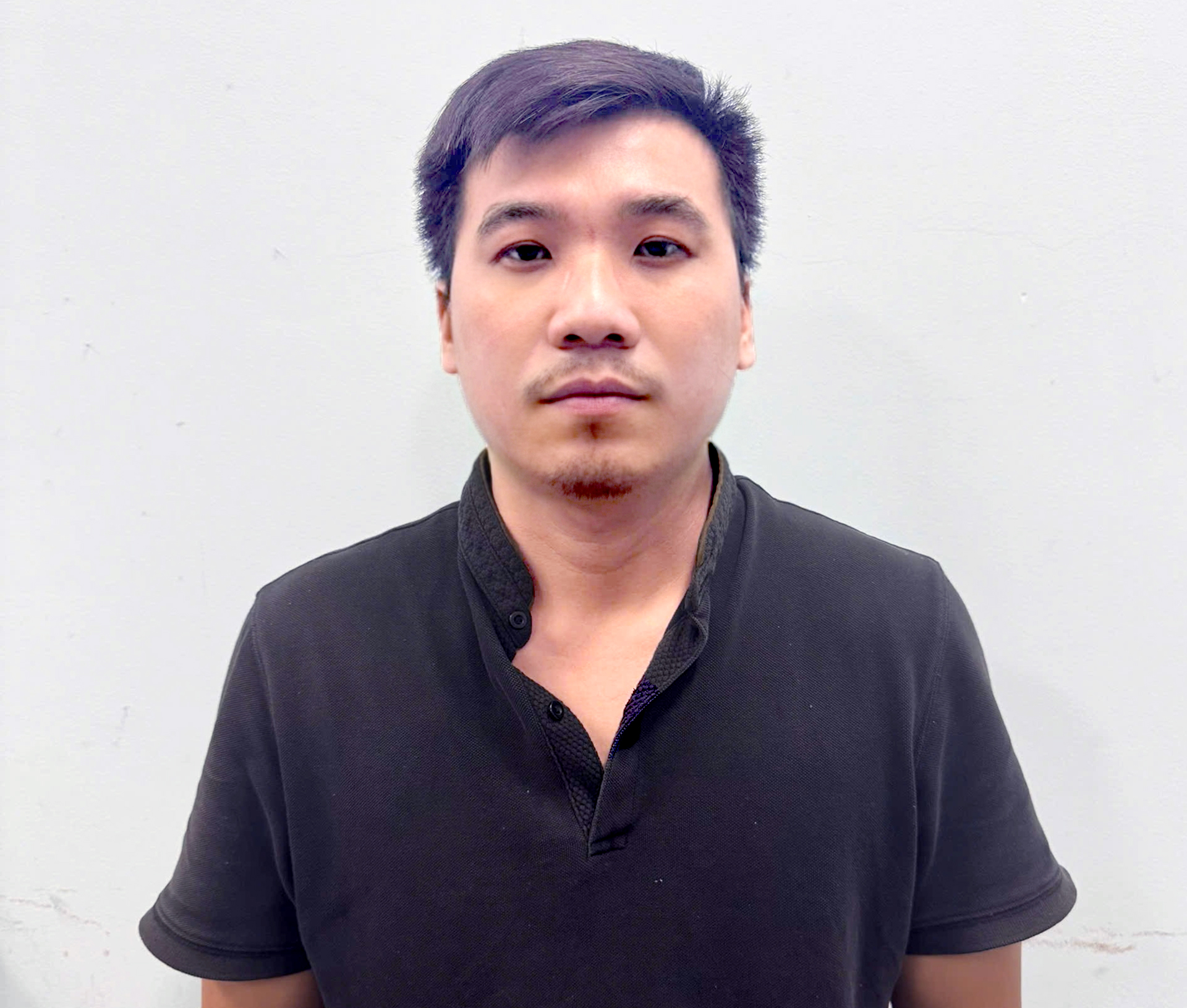 Khởi tố người hành hung tài xế xe công nghệ sau khi người đi cùng ói trên xe - Ảnh 1.