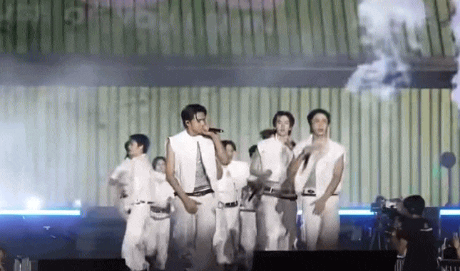 Không ai ngờ tân binh 