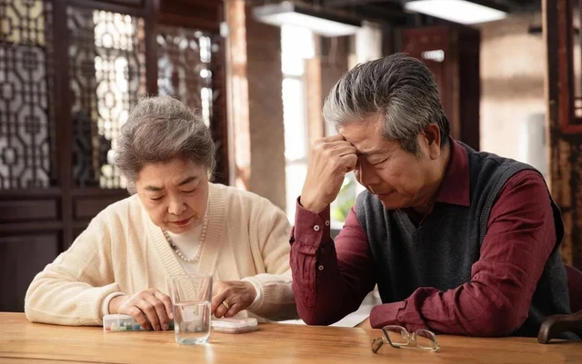 U60, có lương hưu 17 triệu đồng/tháng, 8 năm sau tôi gánh nợ chồng chất vì đi sai 1 bước: Không biết tính toán, đời khó an nhàn- Ảnh 1.