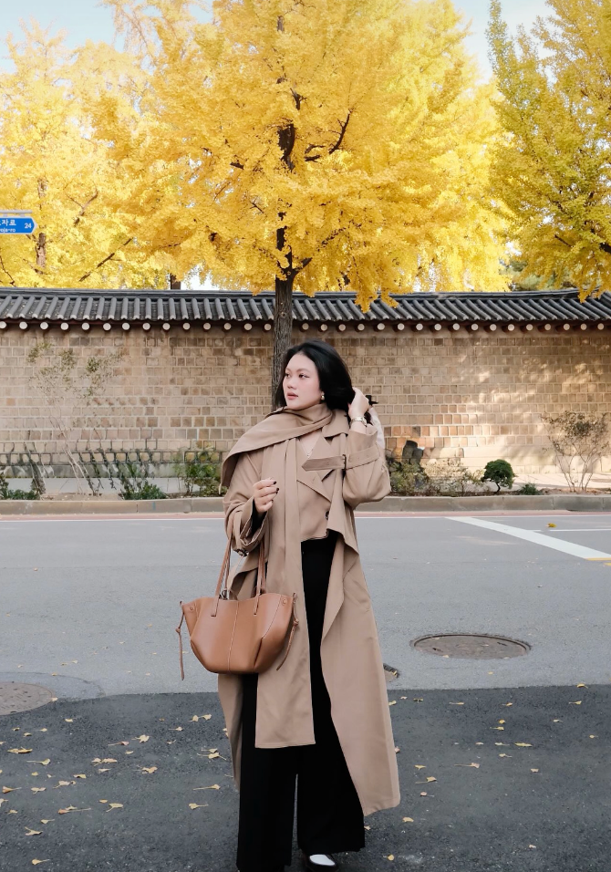 Không có bánh kem thành tựu, gen Z Hà Nội khoe mâm cơm thành tựu 2025 3 Hồ Bảo Ngọc, sinh viên năm 4 Trường Đại học Kinh tế Quốc dân.