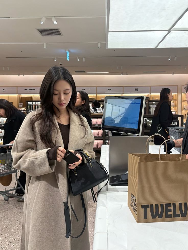 Không làm được 2 việc này, lương tăng bao nhiêu cũng vô nghĩa- Ảnh 1.