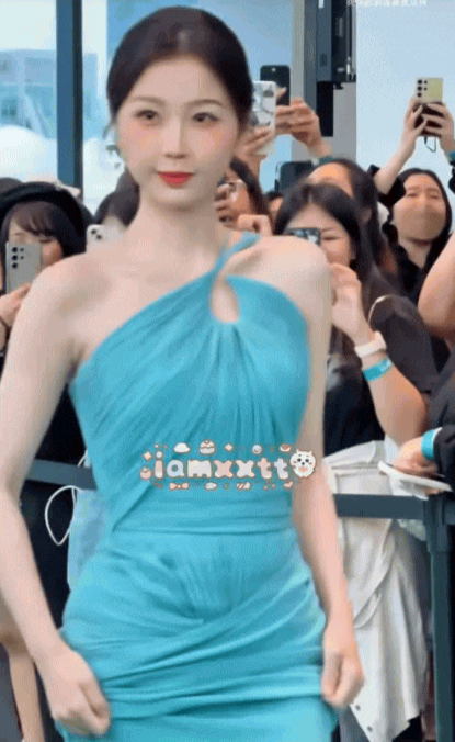 Sự hết thời của mỹ nhân bị ghét nhất 2025: Đài trung ương ngầm phát tín hiệu cấm sóng, cả loạt show cuối năm ngó lơ- Ảnh 10.