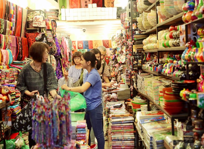 Không tổ chức chúc Tết cấp trên; nghiêm khắc với sách nhiễu 2 TPHCM ngày 11-1: - Ảnh 2.