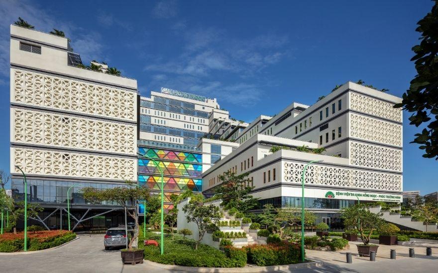 Khớp háng nhân tạo chuyển động kép thế hệ mới - giảm 93% nguy cơ trật khớp 2 BVĐK Hồng Ngọc tiên phong ứng dụng khớp háng chuyển động kép thế hệ mới