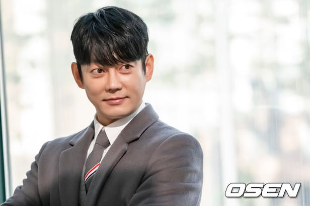 Kiep nan cua ca si di du lich bi bong