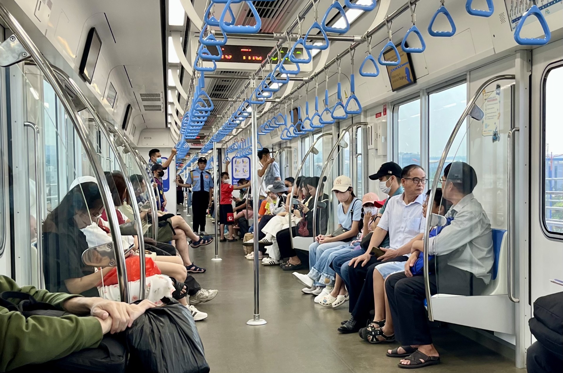 LẮNG NGHE NGƯỜI DÂN HIẾN KẾ: Metro - TOD giúp TP HCM thoát LẮNG NGHE NGƯỜI DÂN HIẾN KẾ: Metro - TOD giúp TP HCM thoát