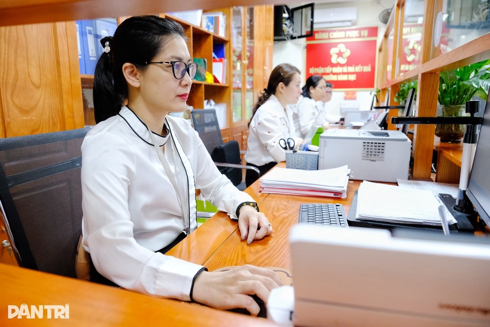 Làm gì để nâng cao chất lượng cán bộ cơ sở? - 1