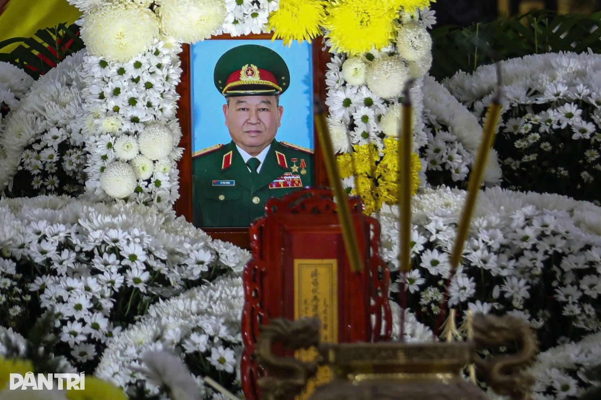 Lãnh đạo Đảng, Nhà nước tiễn đưa Đại tướng Lê Văn Dũng về nơi an nghỉ - 1