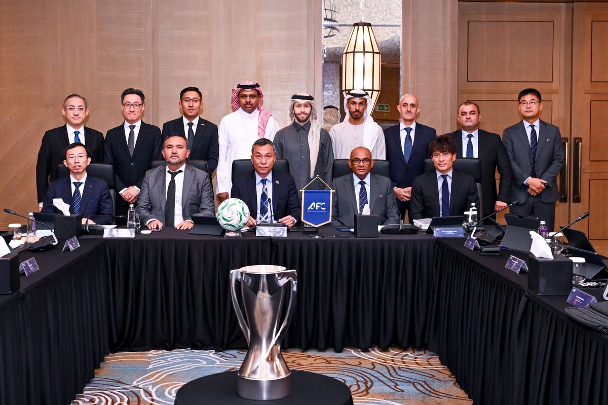 Lãnh đạo VFF chủ trì cuộc họp quan trọng của AFC - Ảnh 1.