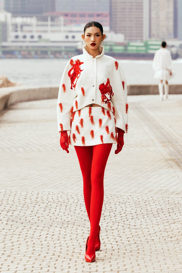 Linh vật ngựa trở thành họa tiết nổi bật cho năm Bính Ngọ 2026- Ảnh 1. Linh vật ngựa trở thành họa tiết nổi bật cho năm Bính Ngọ 2026- Ảnh 1.