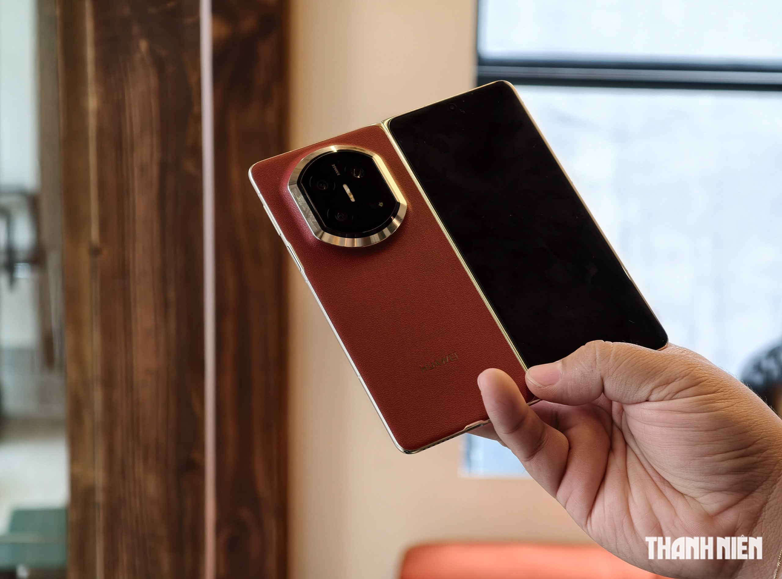 Lộ diện smartphone Huawei sắp mở bán tại Việt Nam - Ảnh 2.