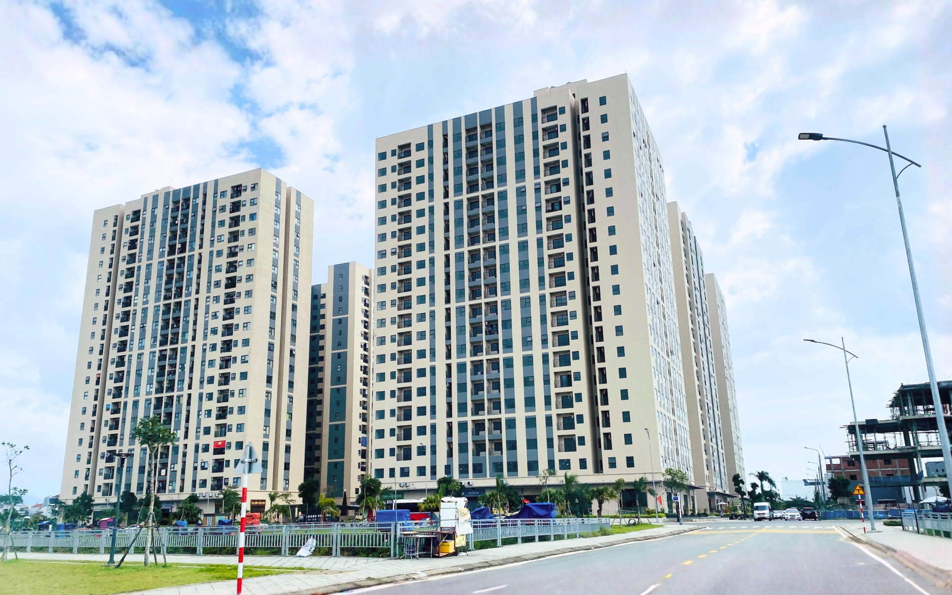 Loạt dự án nhà ở xã hội 1.000 tỉ ở Đà Nẵng 'chạy' chỉ trong 1 tháng nhờ 'luồng xanh' - Ảnh 1.