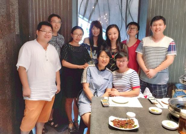 Lớp trưởng bị bạn học cũ ép thanh toán hoá đơn hơn 56 triệu đồng, một câu nói của “hoa khôi lớp” đã thay đổi tất cả- Ảnh 2.