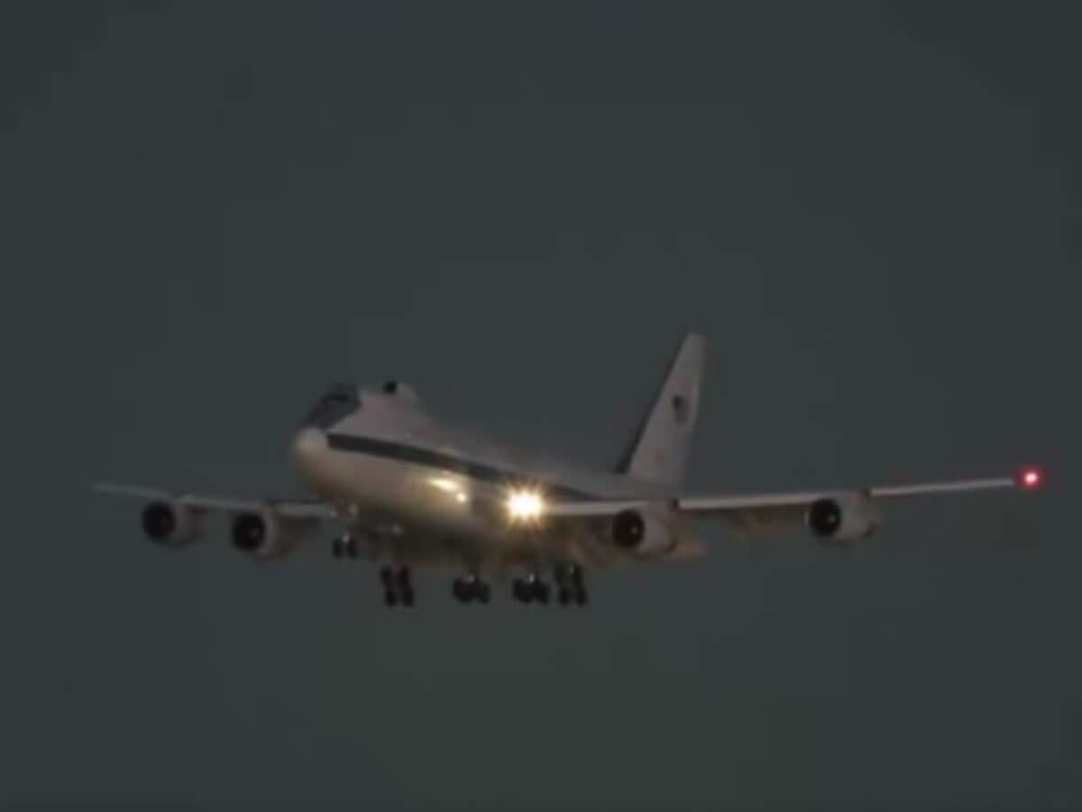 Máy bay 'Ngày tận thế' của Mỹ gây lo ngại khi bất ngờ xuất hiện - Ảnh 1. Máy bay 'Ngày tận thế' của Mỹ gây lo ngại khi bất ngờ xuất hiện - Ảnh 1.