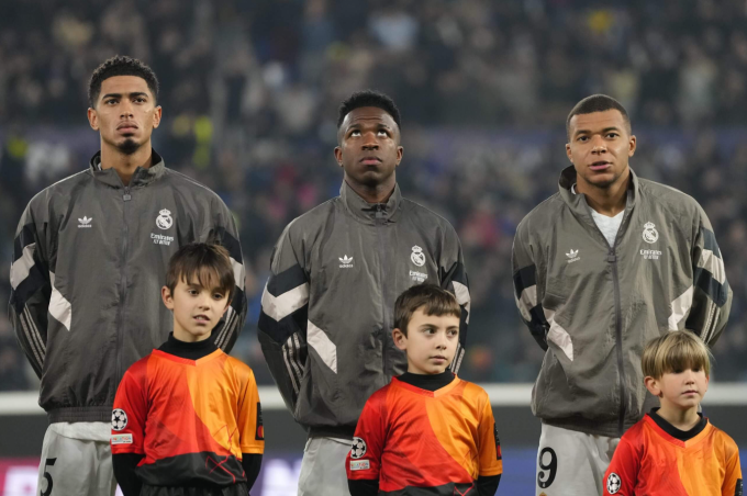 Kylian Mbappe, Vinicius, Jude Bellingham (từ phải qua) trước một trận đấu của Real Madrid tại Champions League mùa 2024-2025. Ảnh: The New York Times