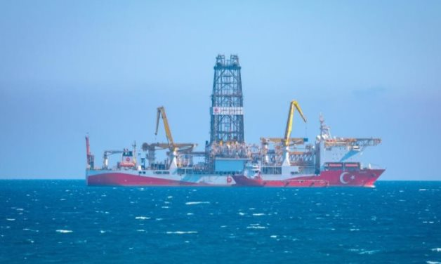 Khoan sâu xuống tầng địa chất, phát hiện mỏ dầu khí lớn tại châu Á: Mỗi ngày có thể khai thác 3.100 thùng dầu cùng 231.000 m³ khí đốt- Ảnh 1.