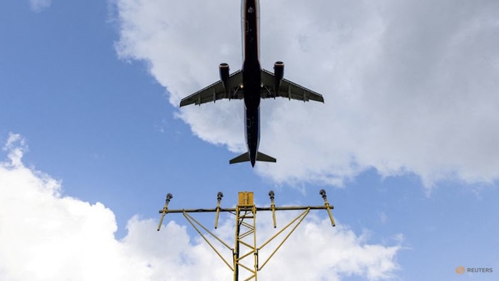  Moscow đóng cửa 3 sân bay sau loạt UAV Ukraine tập kích lãnh thổ Nga - 1