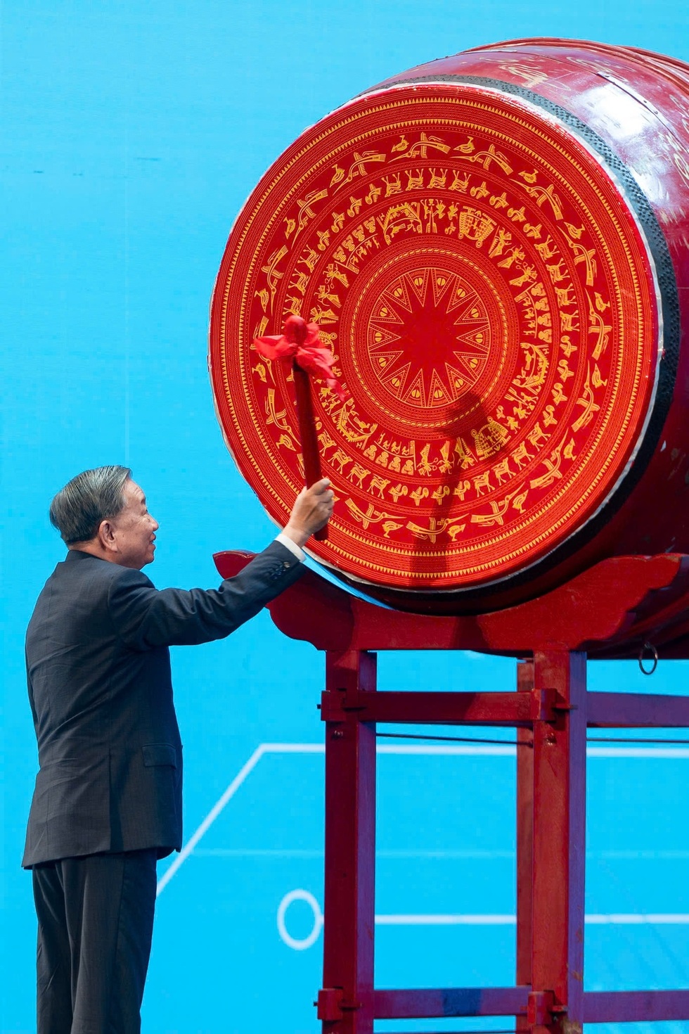 Một bộ sách giáo khoa: Nhìn từ thực tiễn lịch sử và kinh nghiệm quốc tế - 1