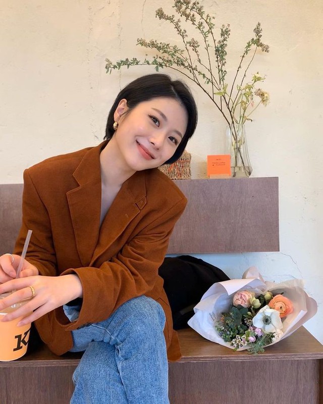 Một ca sĩ Vbiz khoe lãi 16 triệu nhờ chứng khoán, thừa nhận 