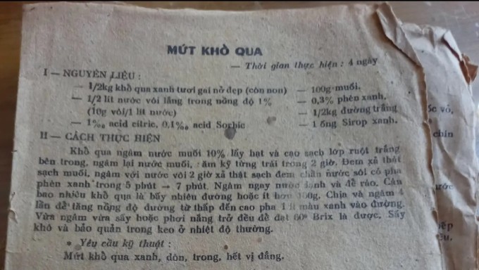 Tờ hướng dẫn làm mứt khổ qua mà anh Đào Duy Tài tham khảo. Ảnh: NVCC.