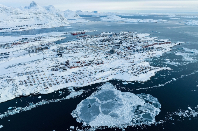 Một góc thủ phủ Nuuk của Greenland tháng 3/2025. Ảnh: AP