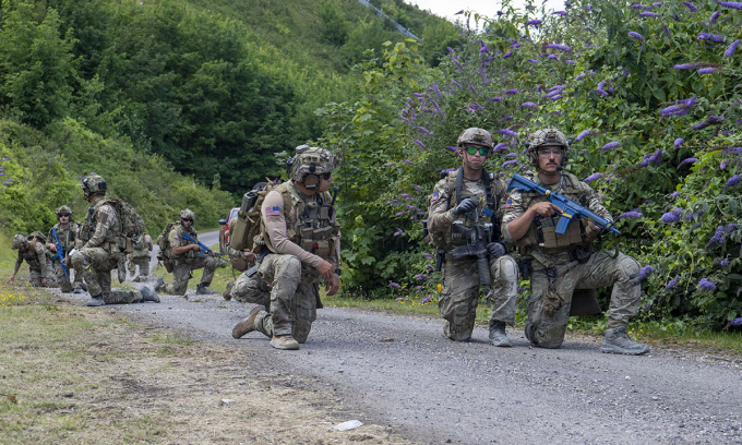 Binh sĩ Mỹ diễn tập tại Anh tháng 7/2025. Ảnh: US Navy