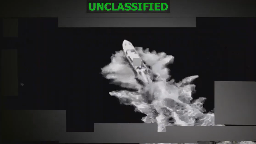 Mỹ lần đầu tập kích liên tiếp 3 xuồng nghi chở ma túy đi sát nhau - 1