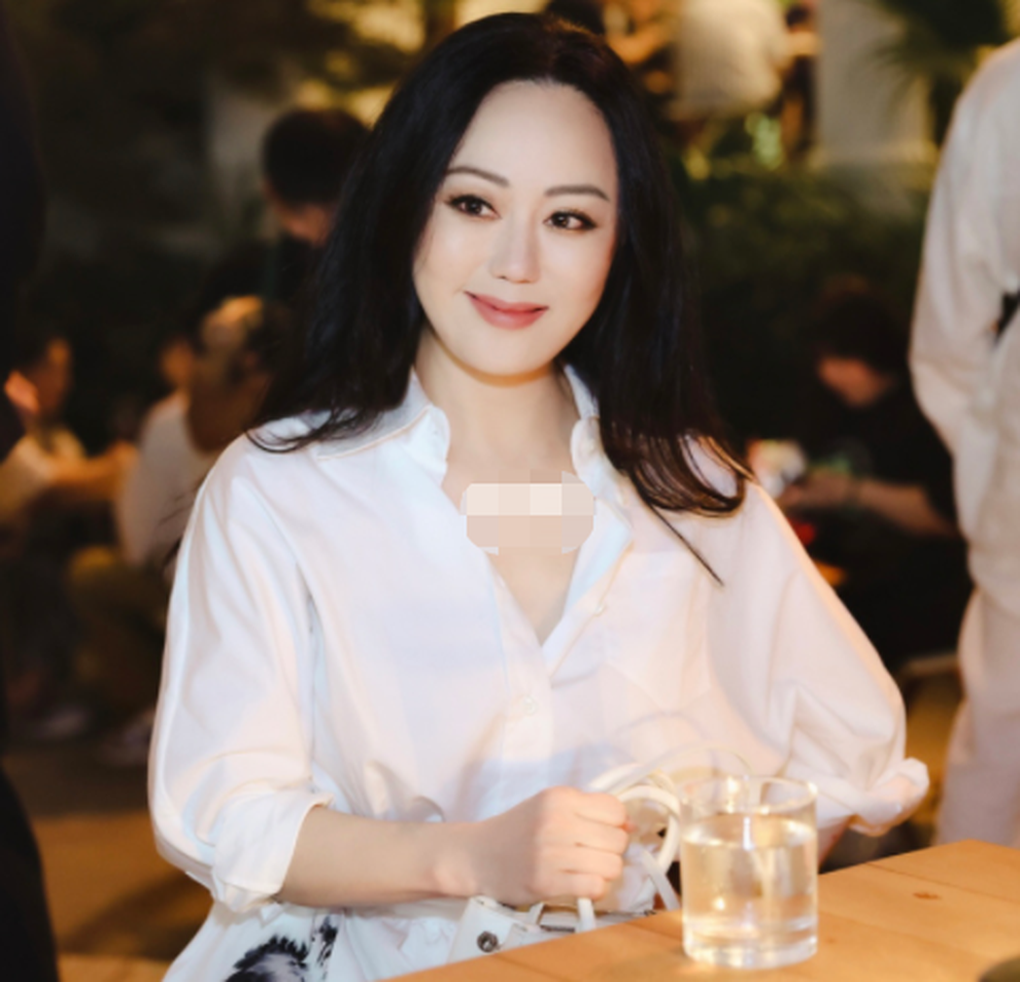 Mỹ nhân Hong Kong khiến 2 đại gia phá sản vì tiêu xài không nhìn giá - 1