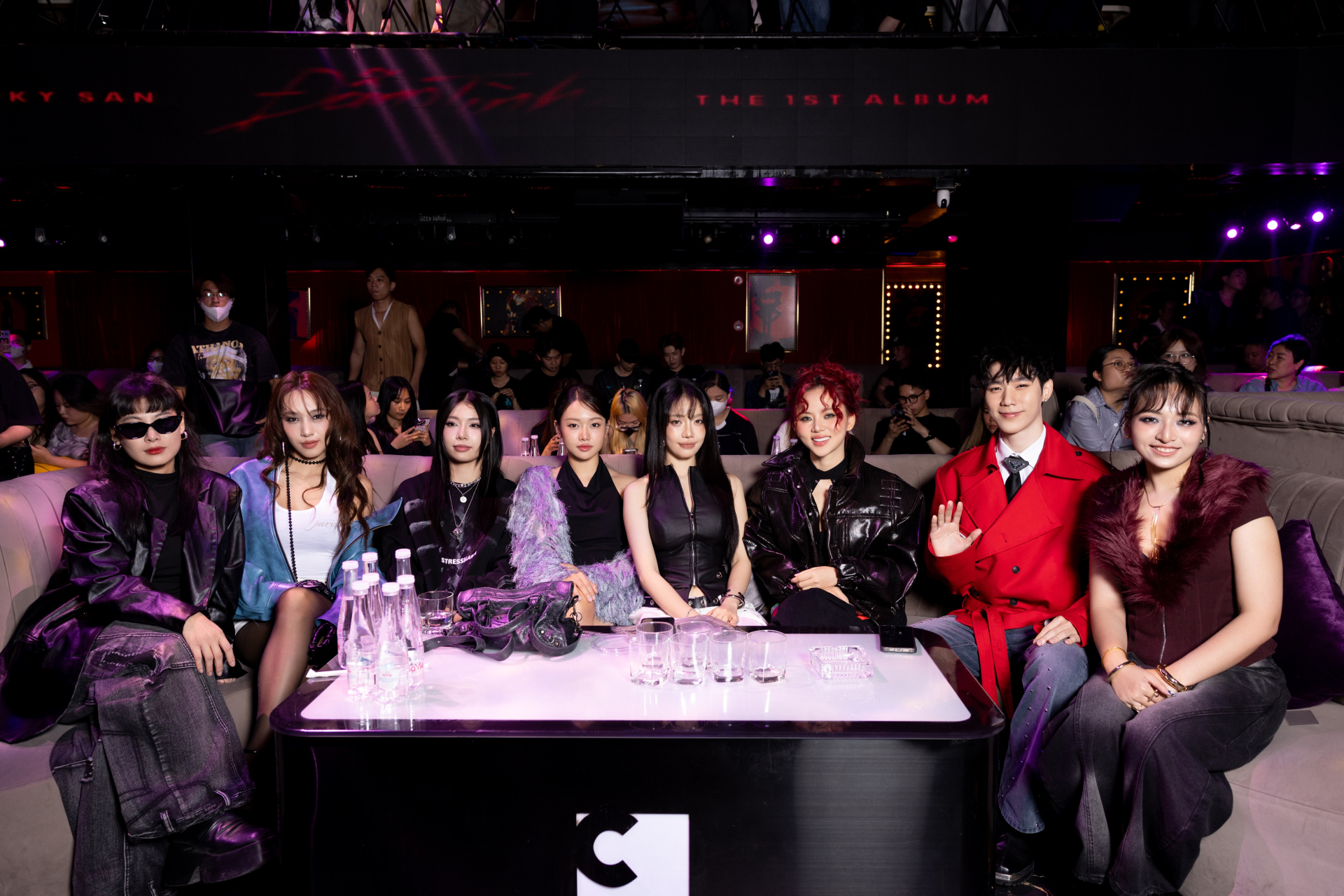 Mỹ nhân Vbiz dốc hết tiền của làm album, đắt show đến mấy cũng cháy túi vì lý do này- Ảnh 1.