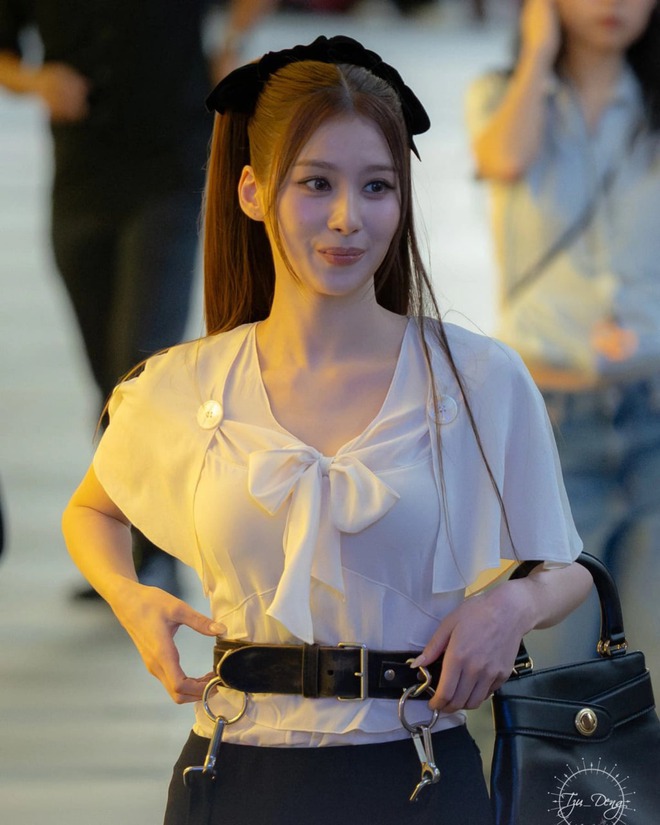 “Mặt còn giang sơn còn”: Mỹ nhân dưỡng nhan đều như thở, da đẹp đến mức ông trời ngẩn ngơ- Ảnh 1.