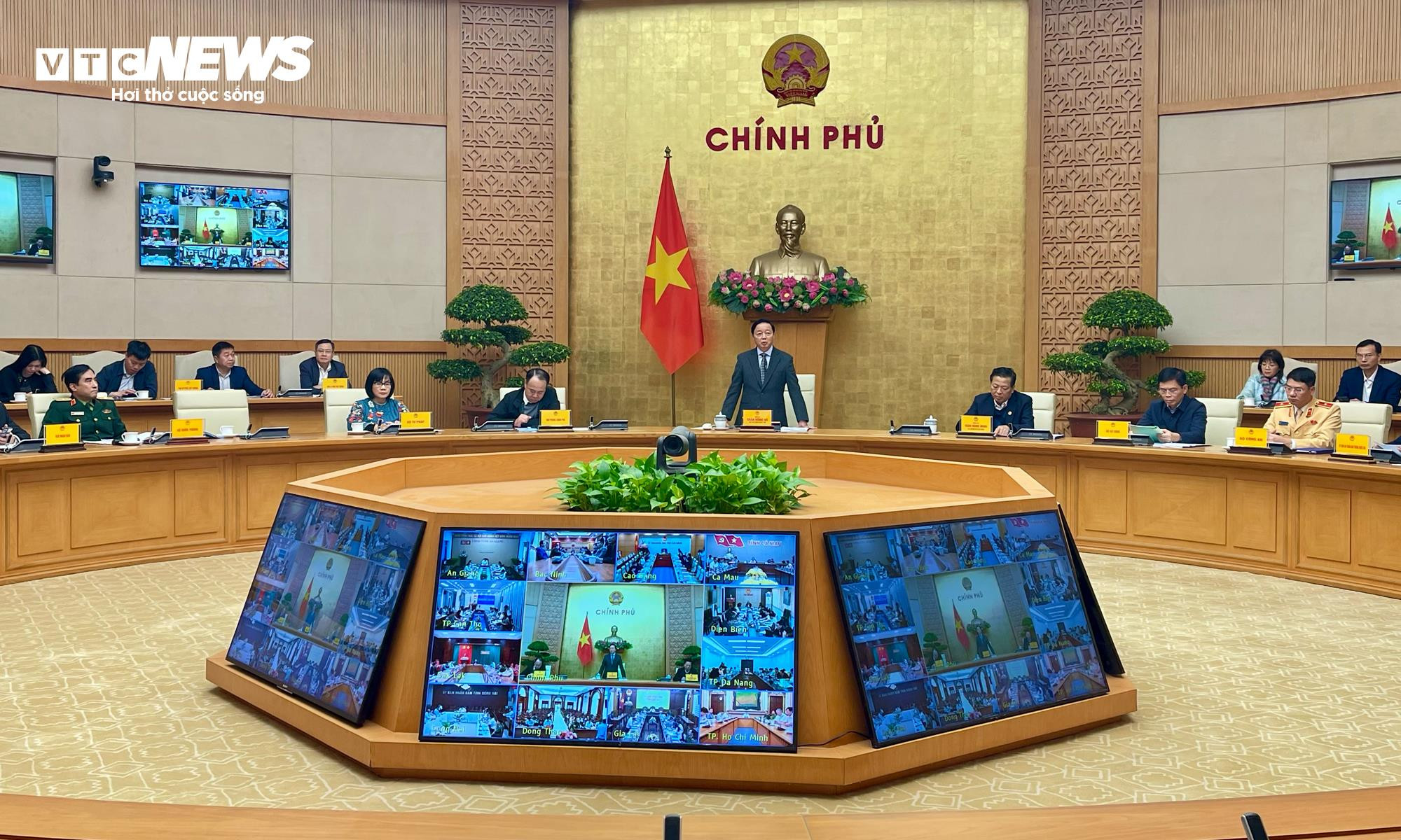 Năm 2025, cả nước xảy ra 18.601 vụ tai nạn giao thông, giảm hơn 5.000 vụ- Ảnh 1.