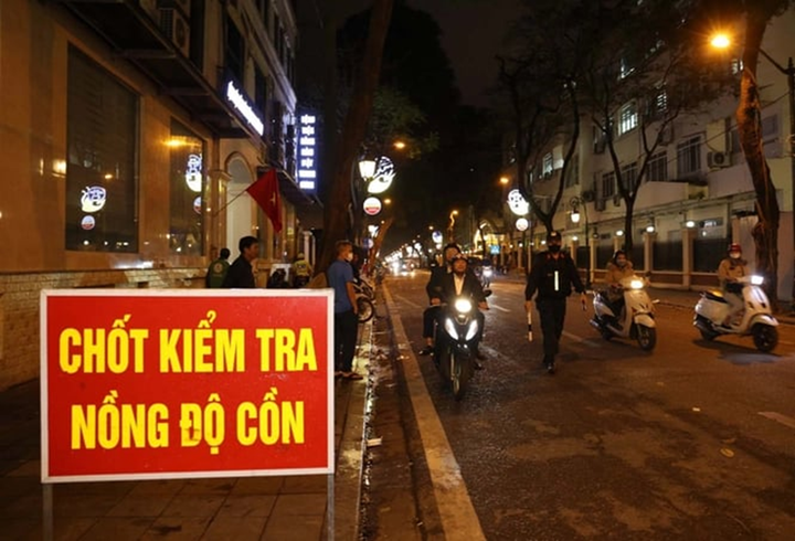 Năm 2026, người đi xe máy vi phạm nồng độ cồn 