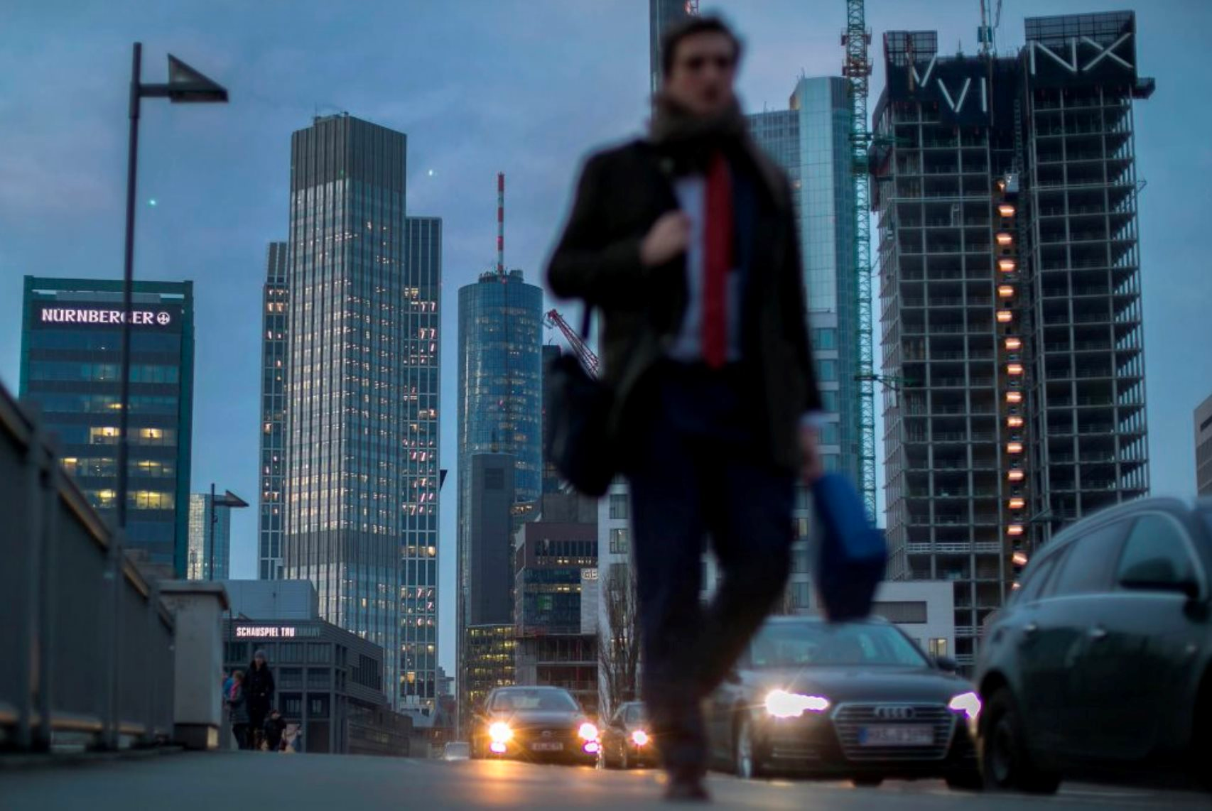 Nền kinh tế 19 nghìn tỷ USD thiết lập kỷ lục buồn chưa từng có chỉ trong 2 năm, thừa nhận Trung Quốc chính là 'con rồng'- Ảnh 1.