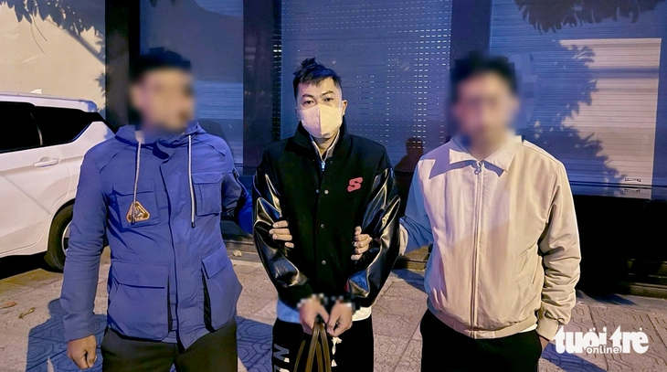 Nghi phạm cướp tiệm vàng ở Lâm Đồng đã lên kế hoạch tỉ mỉ như thế nào? 1 Nghi phạm cướp tiệm vàng ở Lâm Đồng đã lên kế hoạch tỉ mỉ như thế nào? - Ảnh 1.