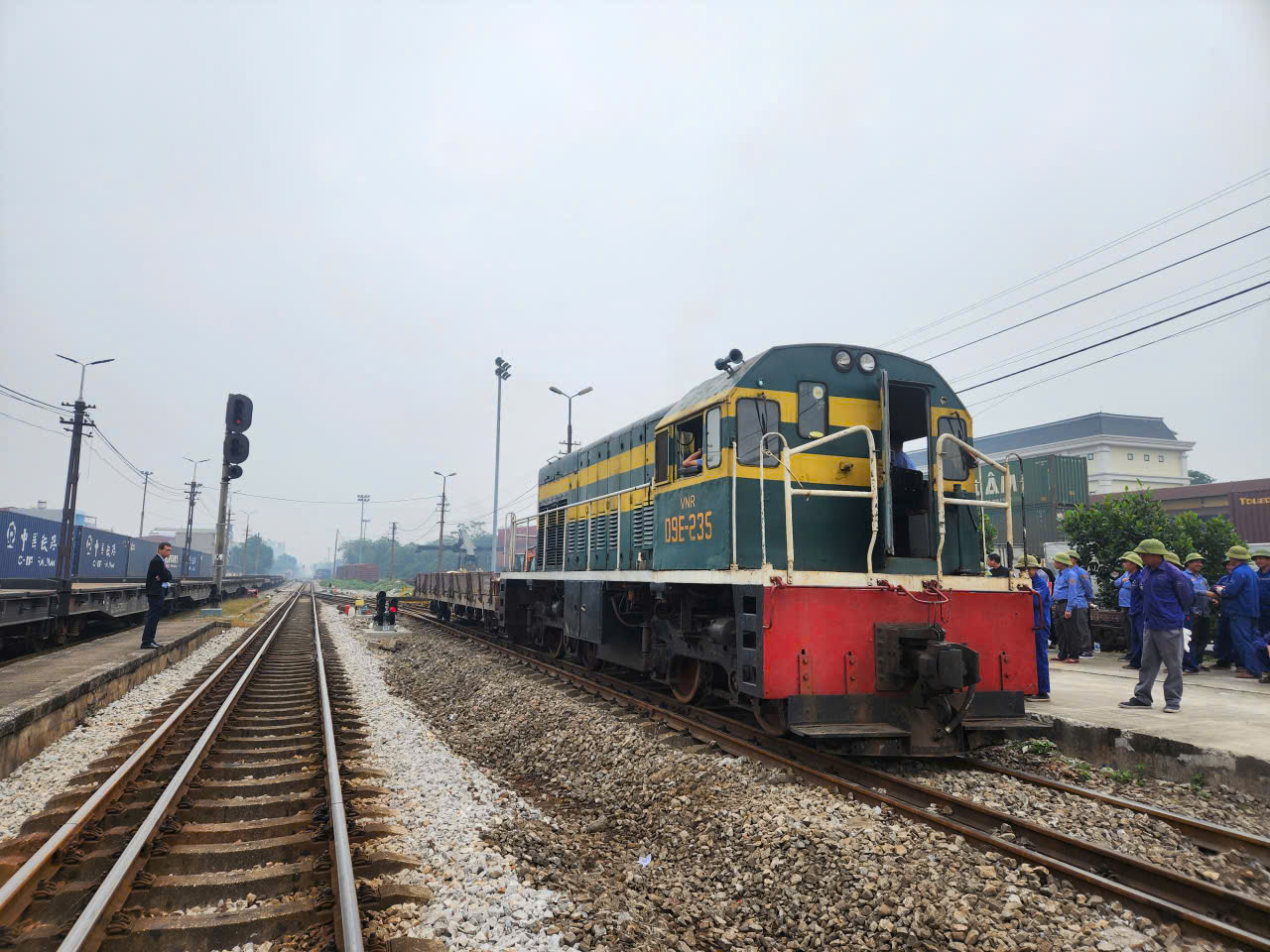 đường sắt - Ảnh 1.