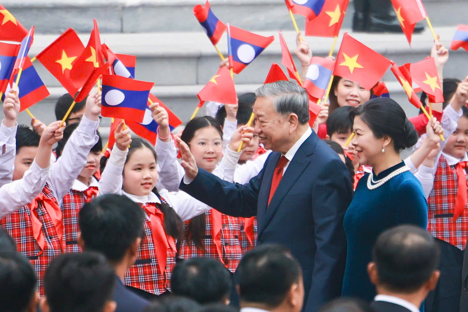 Ngoại giao - Ảnh 1.