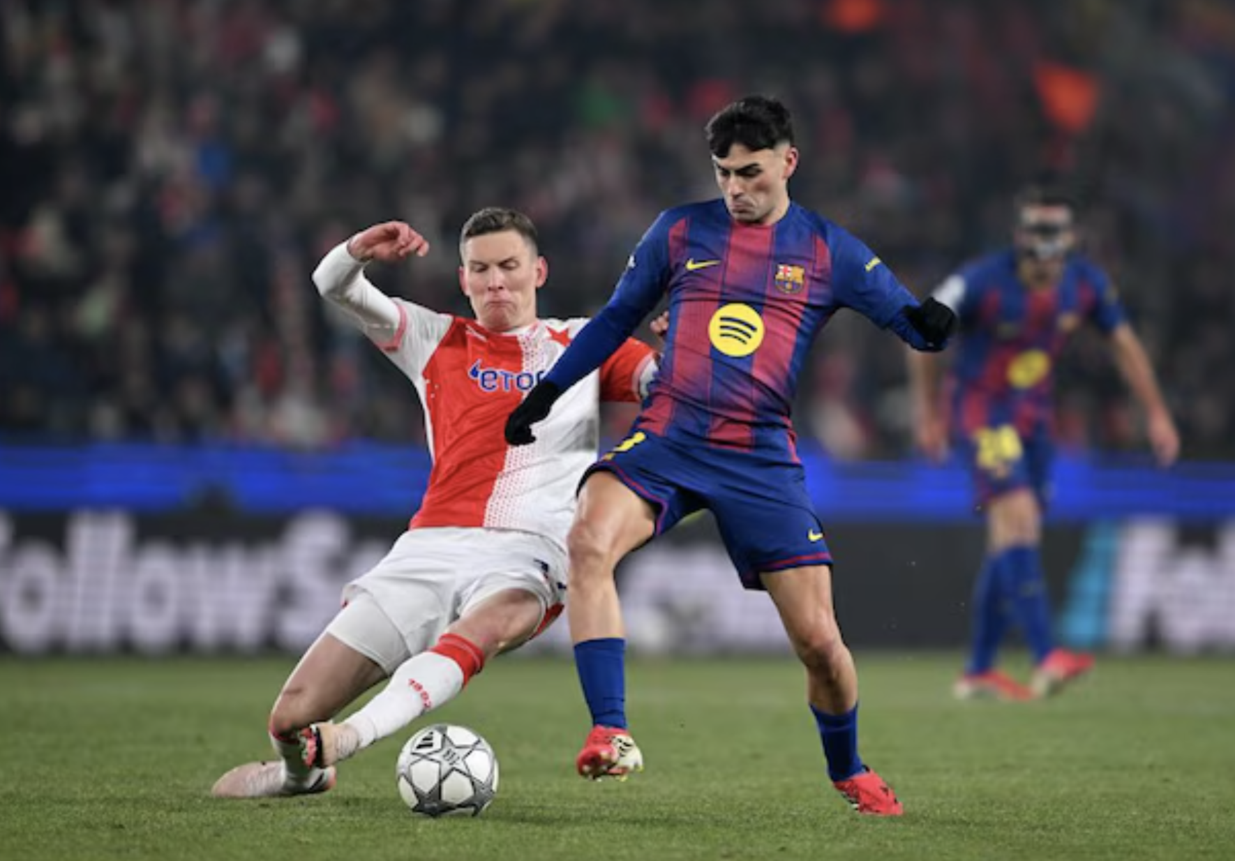 Ngược dòng kịch tính, Barcelona thắng nghiền ép chủ nhà Slavia Prague - Ảnh 1.