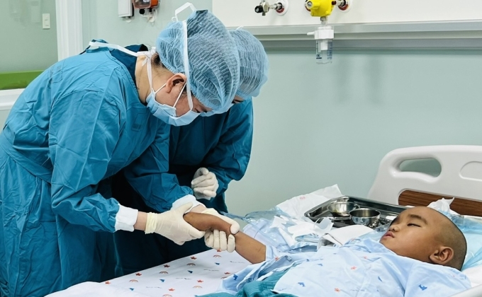 Bệnh nhi được ghép tế bào gốc tại Bệnh viện Nhi đồng 1. Ảnh: Bệnh viện cung cấp