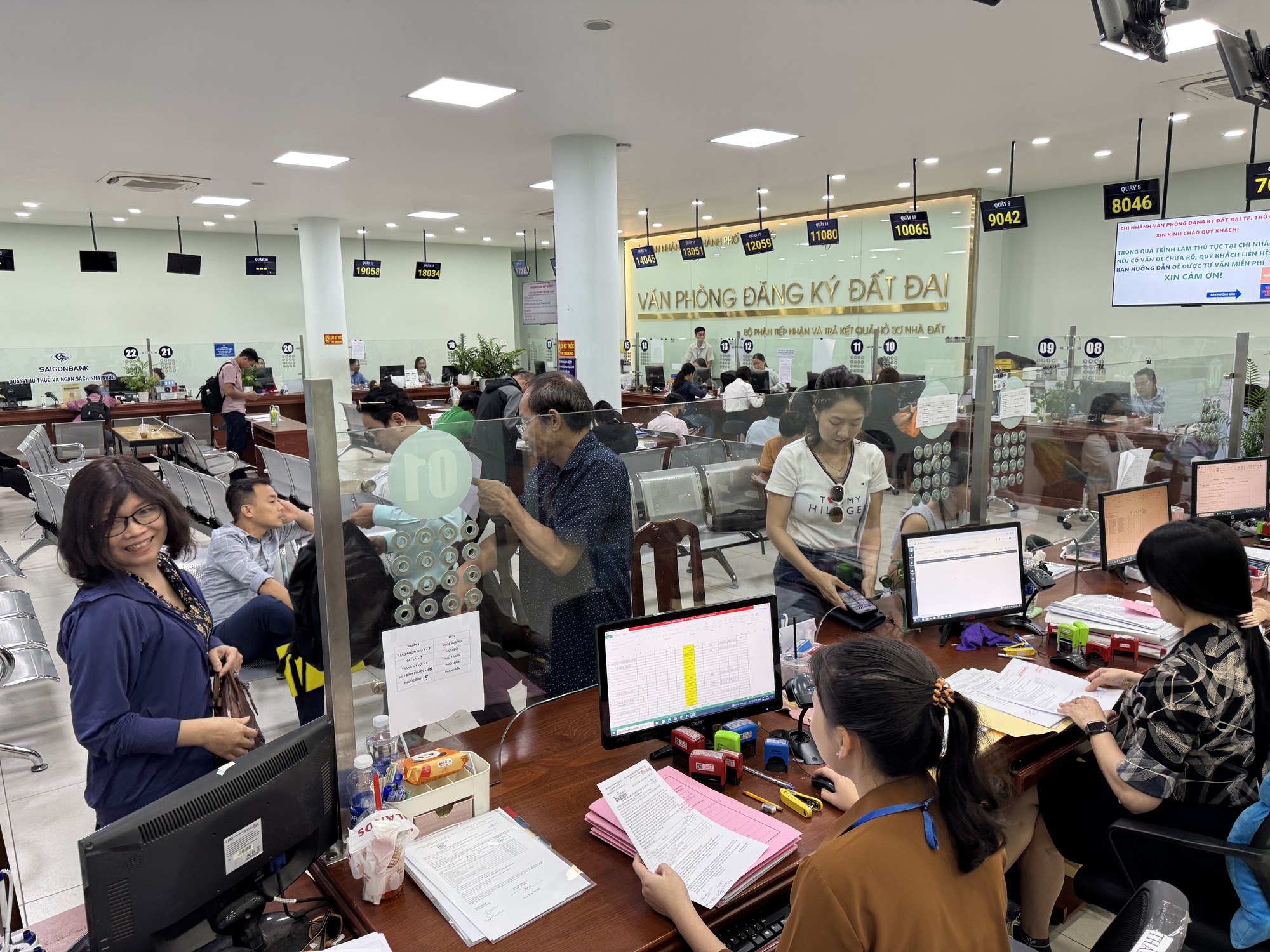 Chính sách đất đai và xây dựng mới mang lại lợi ích lớn cho người dân - Ảnh 1.