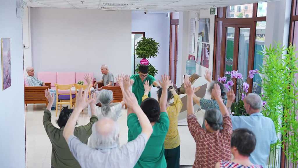 Người già và dưỡng lão: Ai rồi cũng… già - Ảnh 1.