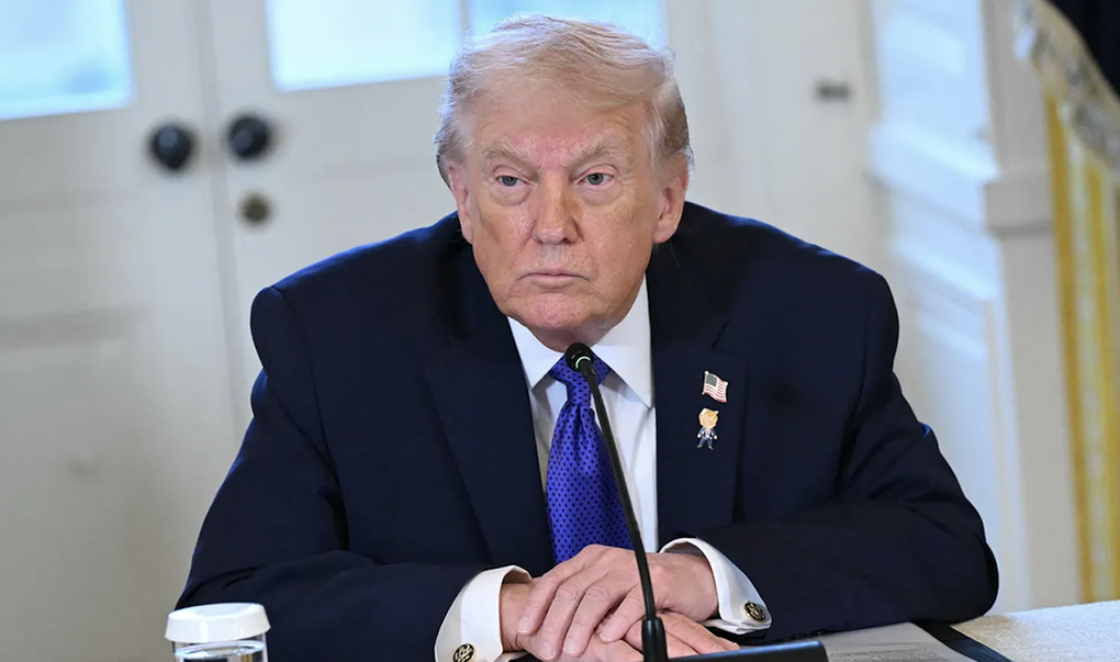 Nhà Trắng: Mỹ không loại trừ phương án không kích Iran - 1