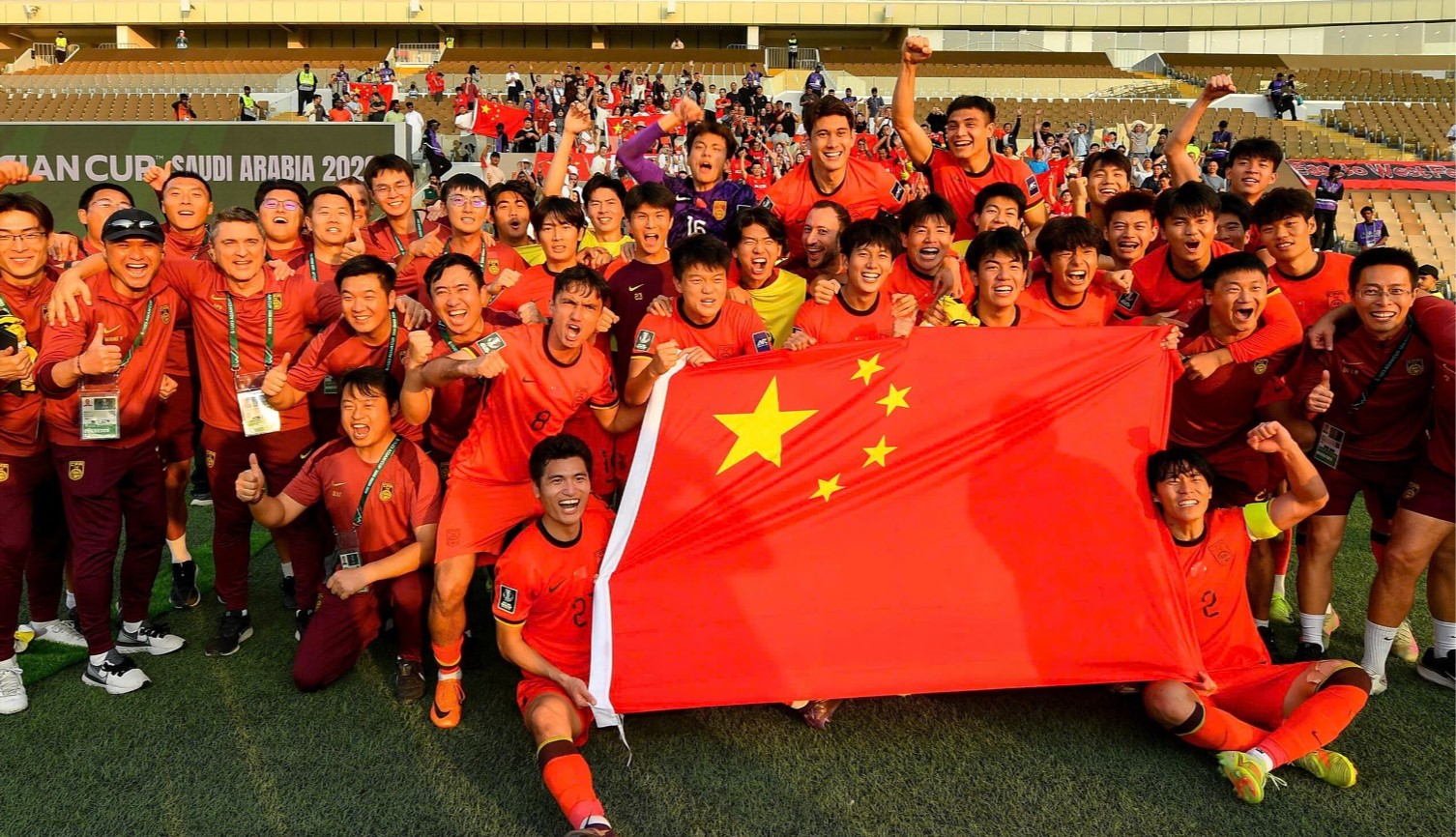 Nhà báo Trung Quốc viết cực hay về diện mạo U.23 Việt Nam, dự báo nóng bán kết vô cùng khó đoán- Ảnh 1.