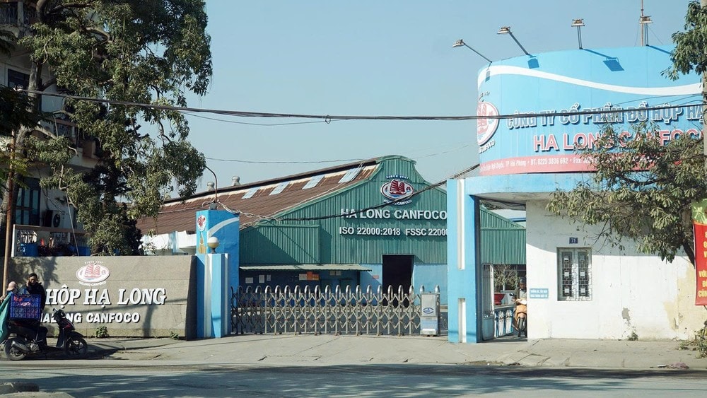 Nhà máy Đồ hộp Hạ Long - Hải Phòng tạm dừng sản xuất sau khi Tổng Giám đốc bị bắt - Ảnh 1.