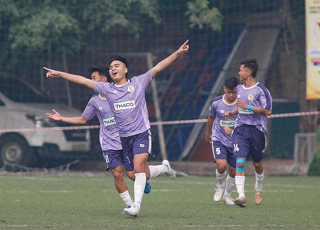 Nhà vô địch khẳng định sức mạnh- Ảnh 1.