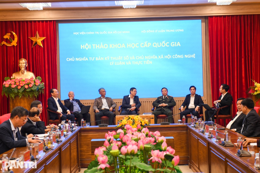 Nhận diện chủ nghĩa tư bản kỹ thuật số và chủ nghĩa xã hội công nghệ - 1