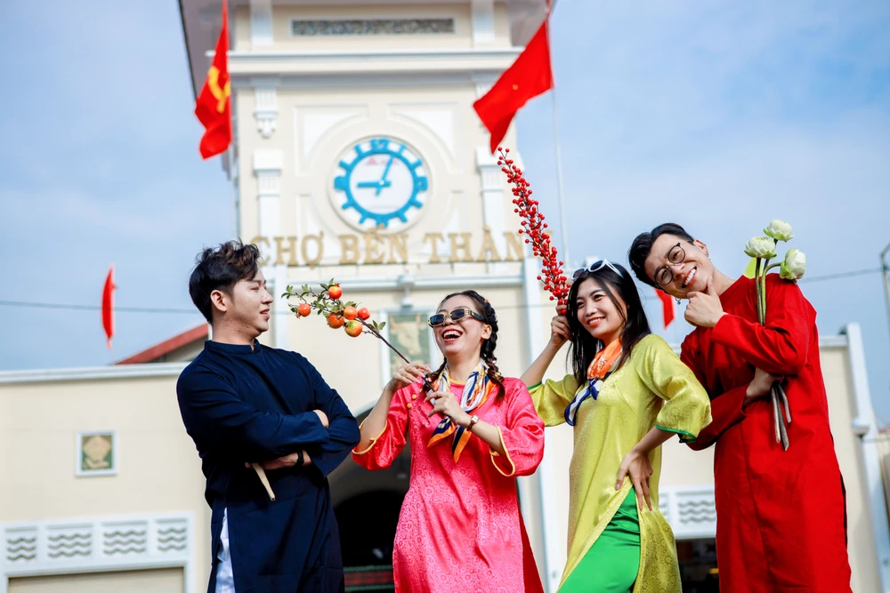 Cảnh tượng ngay lúc này tại khu chợ hơn 100 tuổi giữa TP.HCM: Nhiều người không tin vào mắt mình- Ảnh 8.